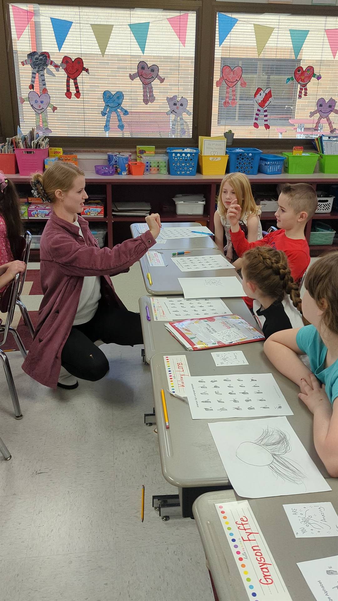 3rd Graders Learning Sign Language